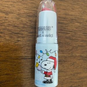 NEW Peanuts x Wet n Wild Limited Edition Santa Snoopy Red Sparkle Lipstick